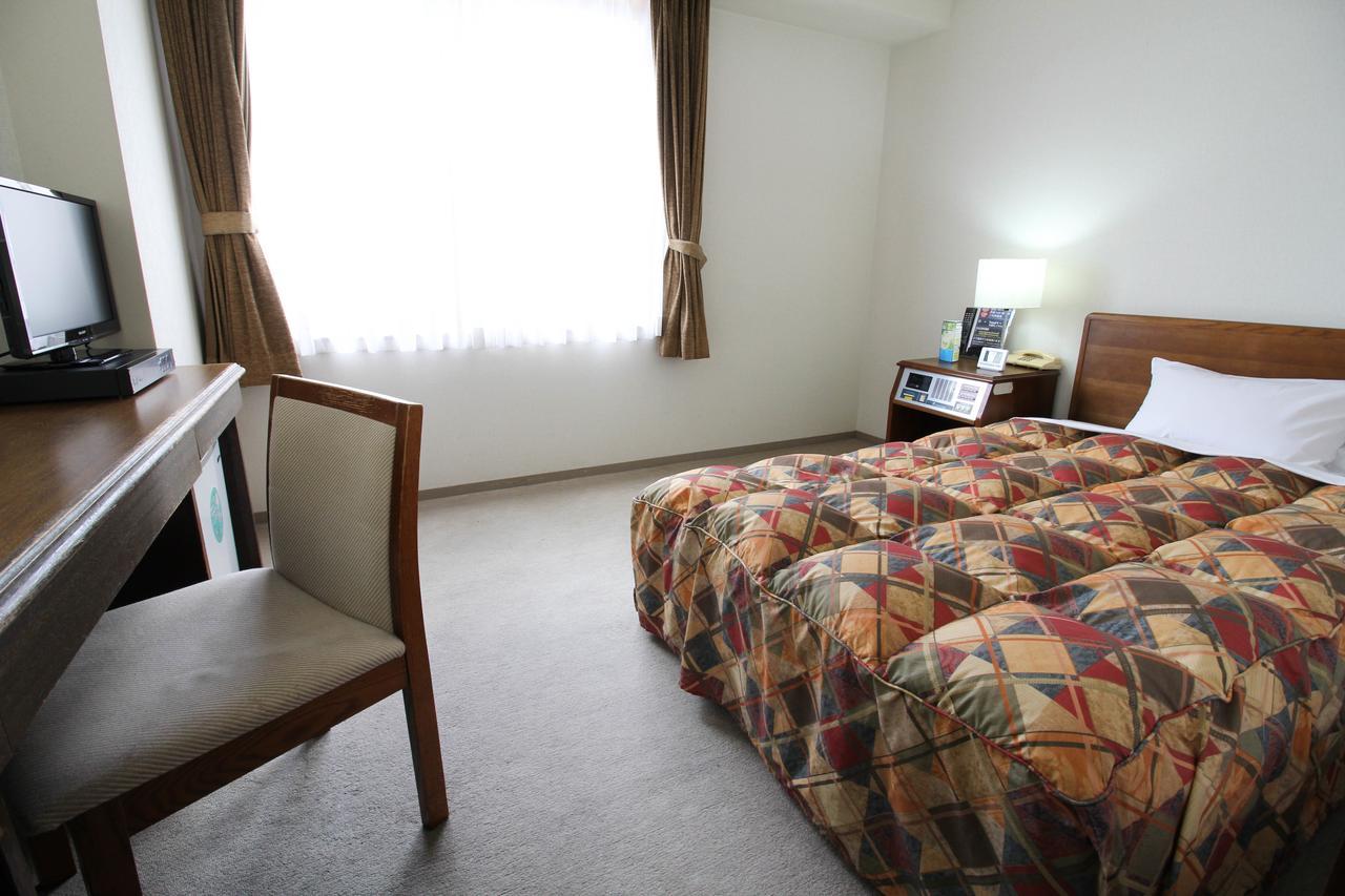 Neyagawa Trend Hotel Екстериор снимка